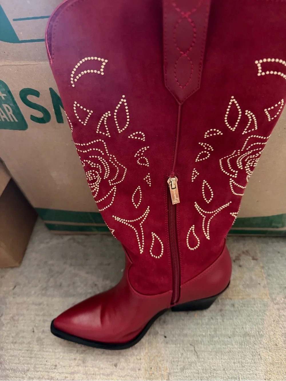 Jessica Simpson Women's Zodra Tall Western Cowboy Boots in Red. Size 6 nwt
